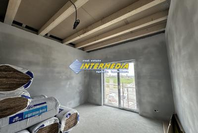 Casă individuală cu 4 camere cu Canalizare în Cetate - 19