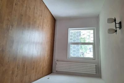 Apartament cu 3 camere semidecomandat în Dărmănești - 1