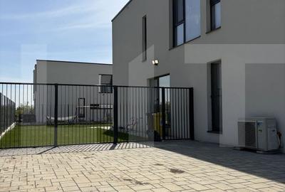 Casă cu 4 camere în Central - 3