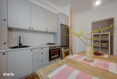 Apartament cu 2 camere semidecomandat, mobilat în Unirii - 1