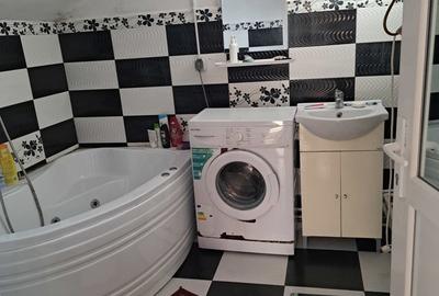 Casă cu 6 camere cu Teren 500 Mp în Arini - 3
