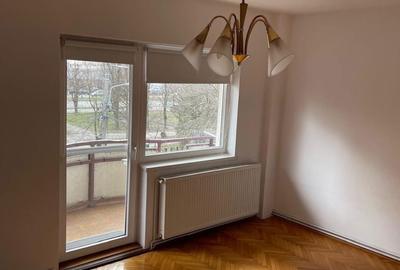 Apartament cu 3 camere decomandat în Central - 2