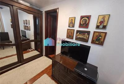 Apartament cu 2 camere 90 mp in vila in zona centrala - 2