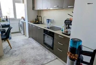 Proprietar Apartament 2 camere,50 mp, renovat, zona Astra 110.900 - 3