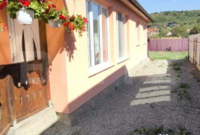 Casă cu 4 camere cu Teren 2000 Mp în Crasna - 15