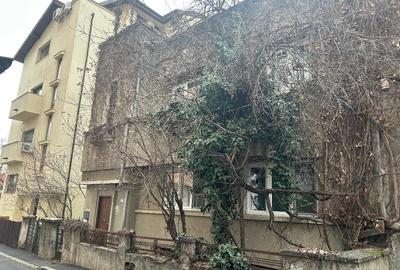 Apartament cu 3 camere semidecomandat în Polonă - 2