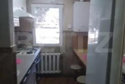 Garsonieră decomandată în Cug - 3