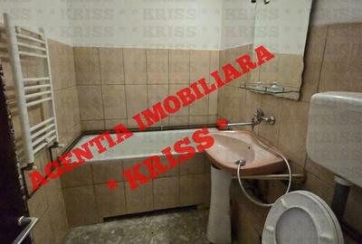 Apartament cu 3 camere decomandat în Central - 15