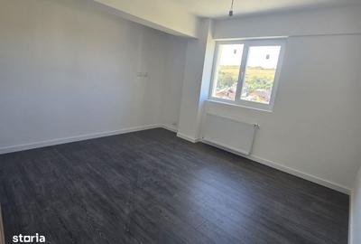 Apartament cu 3 camere în Vișan