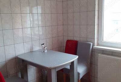 Apartament cu 2 camere decomandat în Colentina - 2