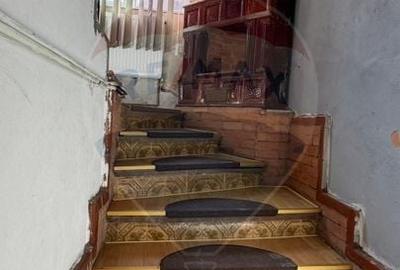 Casă cu 4 camere cu Teren 702 Mp în Axente Sever - 12