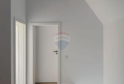 Casa / Vila cu 4 camere de vanzare - 16