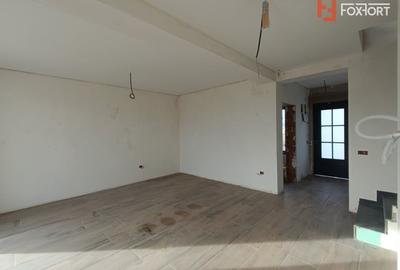 Casa insiruita cu 3 camere,  90 mp utili si teren de 300 mp, zona Giroc - 3