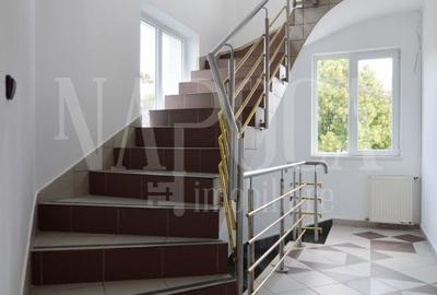 Casă individuală cu 11 camere cu Canalizare în Zorilor - 18