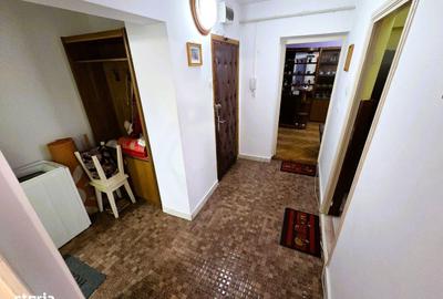 Apartament cu 2 camere decomandat în E3 - 13