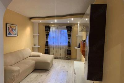 Apartament cu 3 camere decomandat în Valea Cetății - 1
