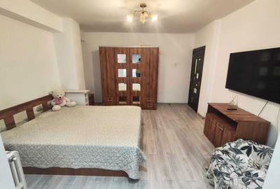 Apartament cu 2 camere decomandat în Central - 1