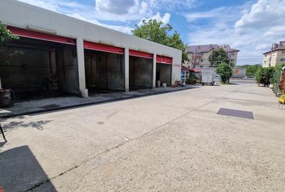 Spațiu comercial, de 120 mp, în Central - 4