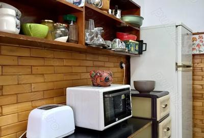 Vand apartament doua camere decomandate 47mp +7mp balcon Ciresica Sibiu Pre? 77000euro - 5