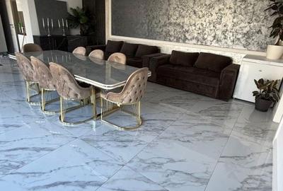 Casă cu 7 camere cu Teren 560 Mp în Malu Mare - 5