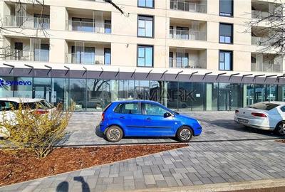 Spațiu comercial, de 4,000 mp, în Central