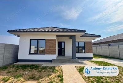 Casă cu 6 camere cu Teren 553 Mp în Sântandrei