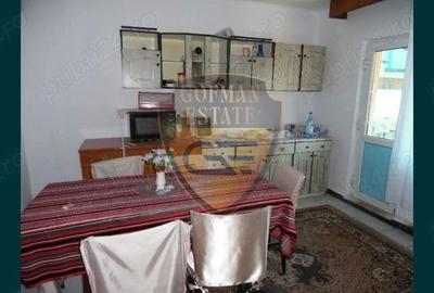 Inchiriere vila Agigea, 8 camere, 2 bucatarii per etaj, 5 bai, pretul pe CAMERA - 2
