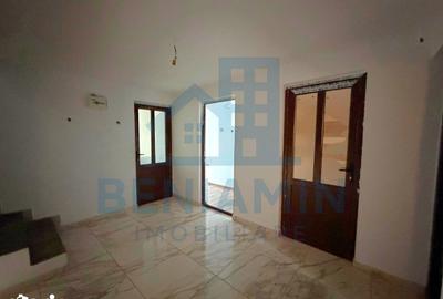 Casă cu 4 camere cu Teren 195 Mp în Central - 5