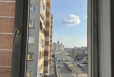 Apartament cu 3 camere semidecomandat în Ultracentral - 1