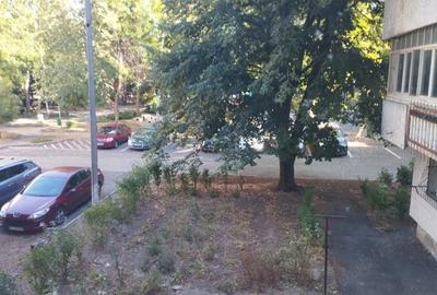 Apartament cu 3 camere decomandat în Mircea-Vodă - 2