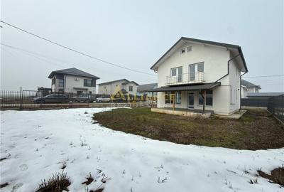 Casă individuală cu 5 camere cu Teren 468 Mp în Berceni - 2