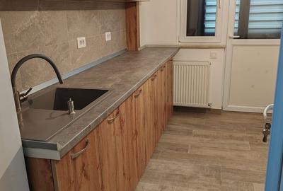 Apartament cu 2 camere decomandat în Cartierul Traian - 3