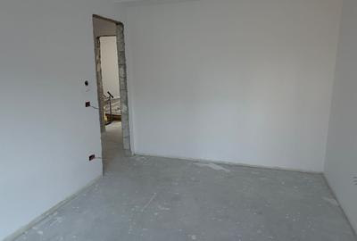 Casa tip duplex- 4 camere -curte proprie 110mp Casa tip duplex- 4 camere -curte proprie 110mp - 5