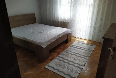 Apartament cu 4 camere decomandat în Steaua - 1
