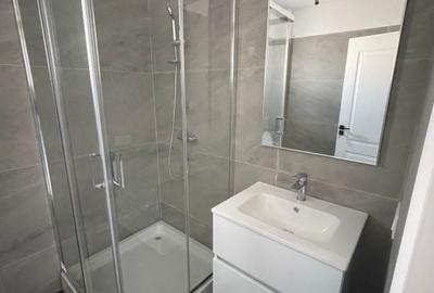 Apartament cu 3 camere în Central - 1