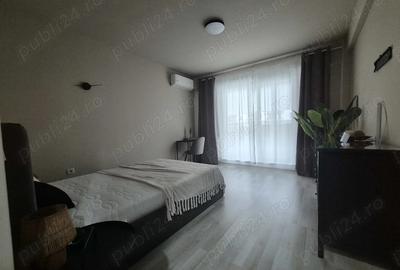 Garsonieră decomandată în Central