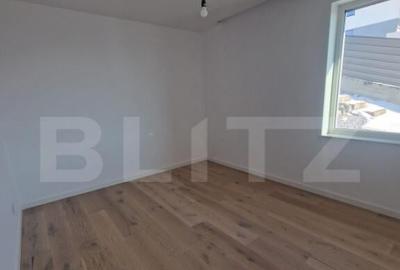 Casă cu 8 camere cu Teren 860 Mp în Central - 10