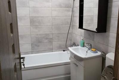 Apartament cu 2 camere decomandat în Apărătorii Patriei - 10