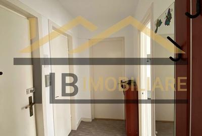 Apartament cu 3 camere semidecomandat în Central - 6