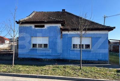 Teren ?i construc?ii 60 mp, zona strada Botizului - 1