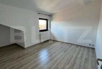 Apartament 3 camere, 100mp, situat pe 2 niveluri, zona Radauti - 5
