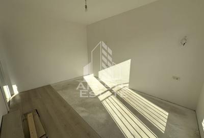 Casă cu 5 camere cu Teren 470 Mp în Ghiroda