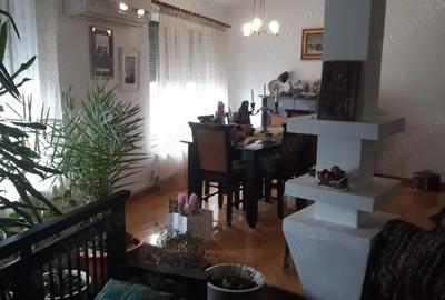 Casă cu Teren 1040 Mp în Central - 12