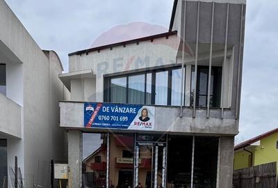 Casă individuală cu 6 camere cu Teren 484 Mp în Central - 2