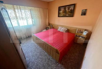 Apartament cu 3 camere decomandat, mobilat în Micro 11 - 12