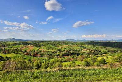 Teren intravilan situat într-o locație de vis - 1