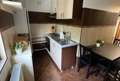 Apartament cu 3 camere decomandat în Decebal - 10
