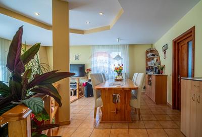 Casa spatioasa in Busteni, cu vedere superba catre Muntii Bucegi Casa spatioasa in Busteni, cu vedere superba catre Muntii Bucegi - 7