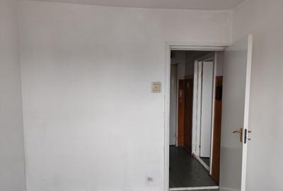 Apartament 2 camere bloc recent reabilitat strada Moldovi?a sector 4 - 7