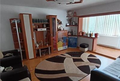 MOBILAT si UTILAT, Ap 3 camere, Buzaului, B-uri, Etaj 3 - 3